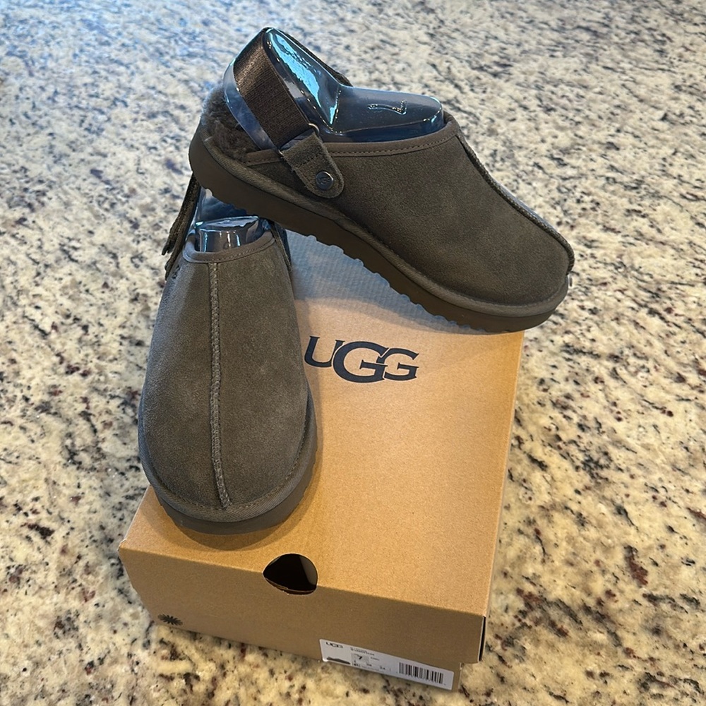 Ugg Women's Lanah Slingback Clog Flat